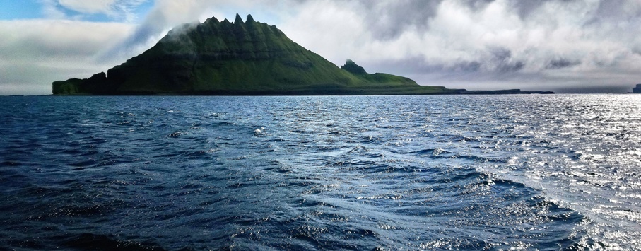 Tindholmur-round-trip-Faroe-islands-1